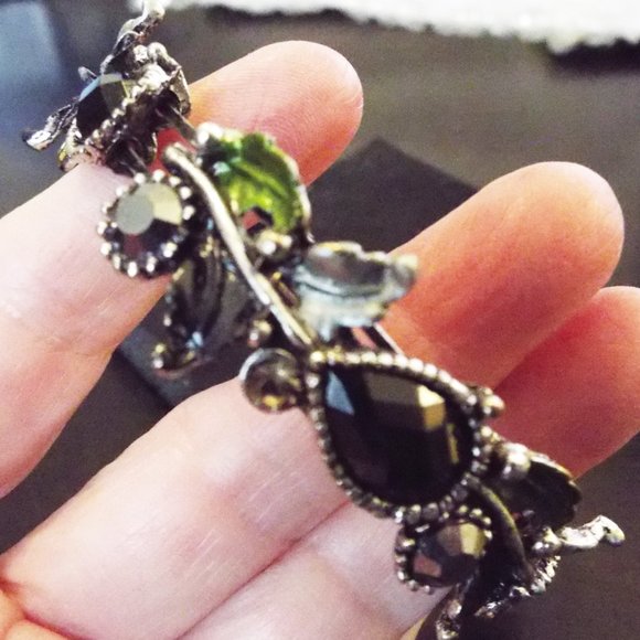 NATURES VINES & LEAVES SILVERY WIRED BRACELET W/AB & ACRYLIC RHINESTONES 74 - Picture 3 of 4